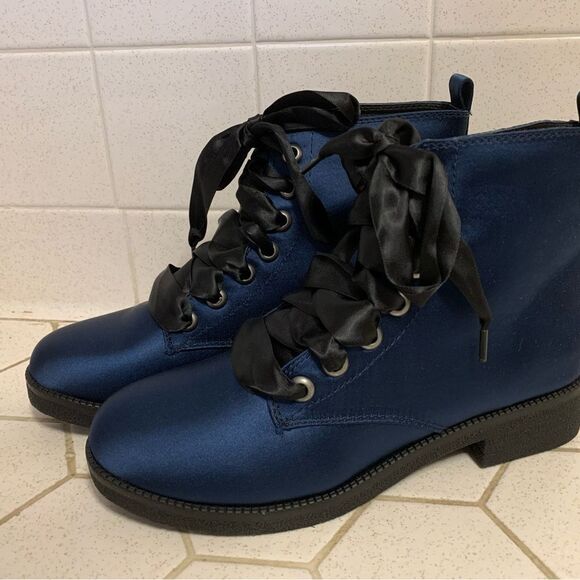 Blue and Black Lace Up Boots with Rugged Sole - Picture 2 of 6